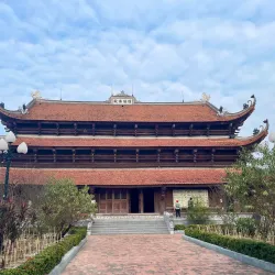 Phu Lang Temple - Đông Triều