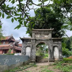 Phu Lang Temple - Đông Triều