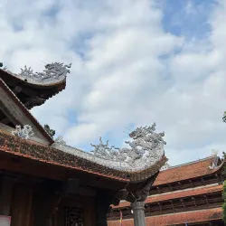 Phu Lang Temple - Đông Triều