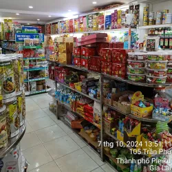 Pleiku Market - Pleiku