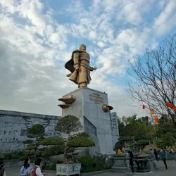 Goong Temple (Đền Cửa Ông) - Thai Nguyen