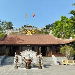 Goong Temple (Đền Cửa Ông) - Thai Nguyen