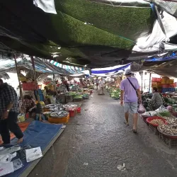 Cai Mon Floating Market - Tra Vinh