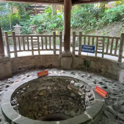 Hung Kings Temple (Đền Hùng) - Viet Tri