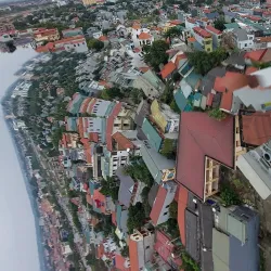 Viet Tri Lake (Hồ Viet Tri) - Viet Tri