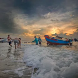 Back Beach (Bai Sau) - Vung Tau