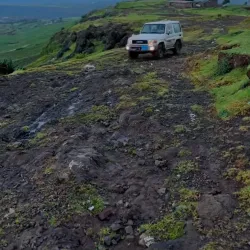 Surrounding Mountain Trails - Damar