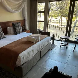 Hwange Safari Lodge - Hwange